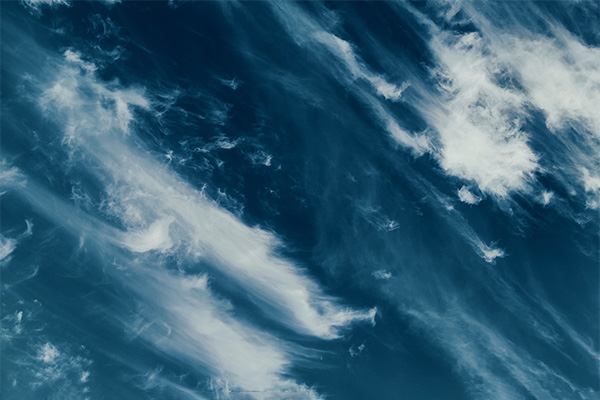 White wave peaks running diagonally